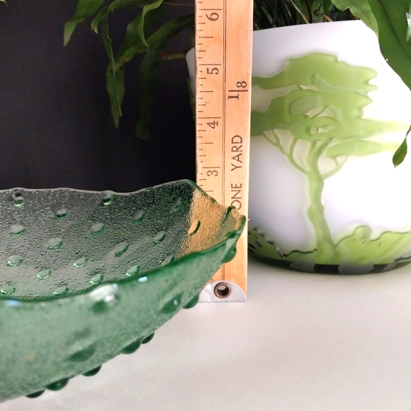 💥💥Vintage Clear Green 3 Footed Hobnail Open Candy Dish 8” X Apprx 3” Tall - Picture 8 of 8